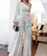 ⁦جمبسوت بكتف واحد بتصميم لامع وبنطلون بقصة واسعة⁩ - الصورة ⁦3⁩